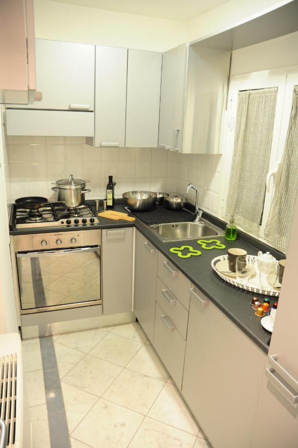 Apartament Trevi 86 Rzym Zewnętrze zdjęcie